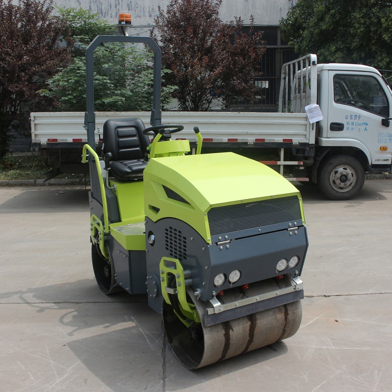 振動異常的小型壓路機，大概率是振動軸承出現(xiàn)了問題